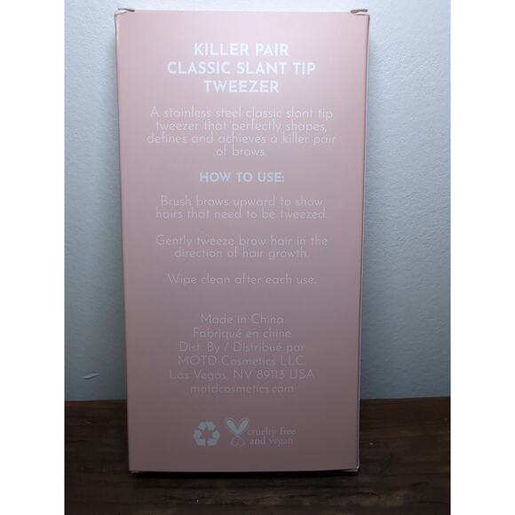 MOTD KILLER PAIR CLASSIC SLANT TIP TWEEZER - Picture 2 of 3